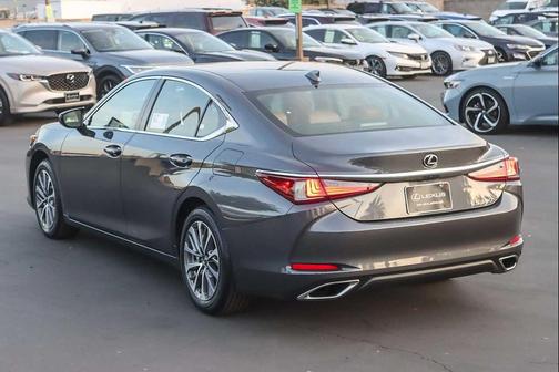 2025 Lexus ES 350 Base