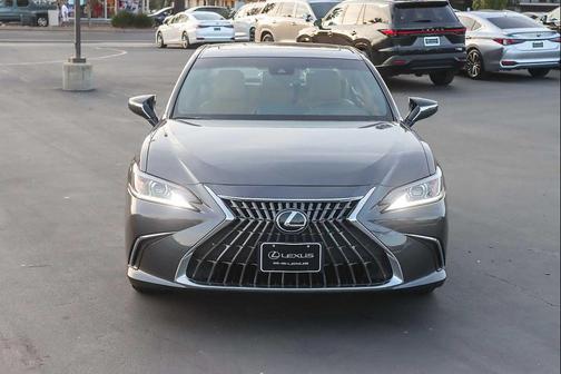 2025 Lexus ES 350 Base