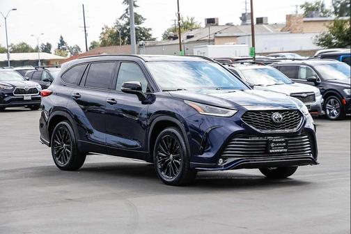 2023 Toyota Highlander XSE