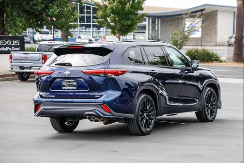 2023 Toyota Highlander XSE