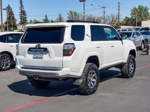 2022 Toyota 4Runner TRD Off Road Premium