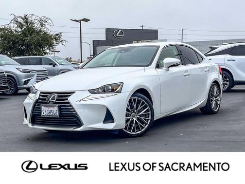 2018 Lexus IS 300 Base