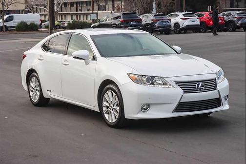 2013 Lexus ES 300h Base