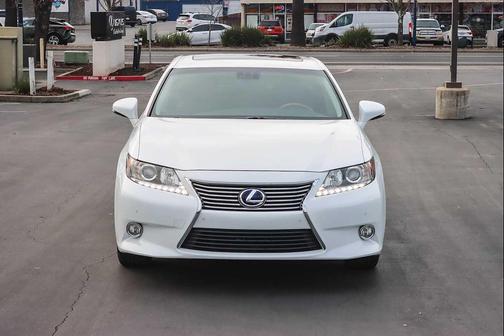 2013 Lexus ES 300h Base