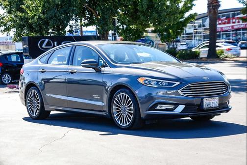 2017 Ford Fusion Energi SE Luxury