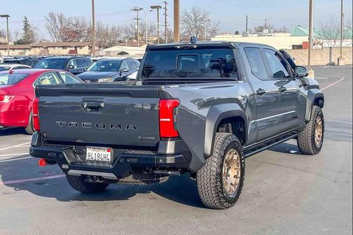 2025 Toyota Tacoma Hybrid Trailhunter