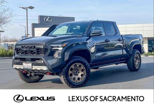 2025 Toyota Tacoma Hybrid Trailhunter