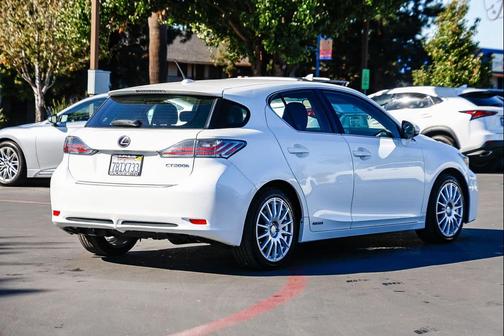 2013 Lexus CT 200h Hybrid