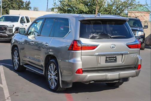 2018 Lexus LX 570 Base