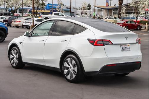 2021 Tesla Model Y Standard Range Rear-Wheel Drive