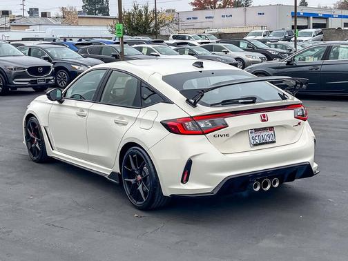 2023 Honda Civic Type R Touring
