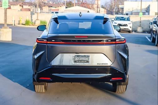 2026 Lexus RZ 350e 