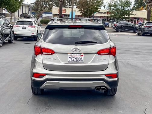 2017 Hyundai Santa Fe Sport 2.0L Turbo