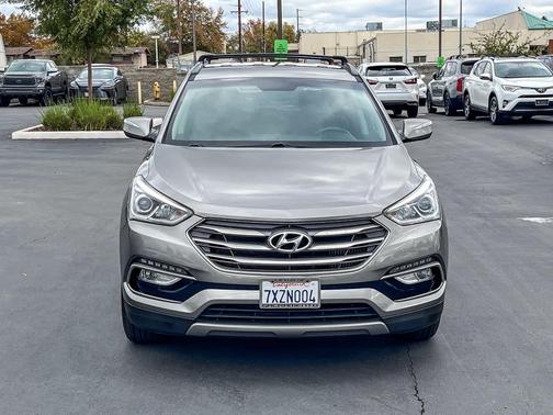 2017 Hyundai Santa Fe Sport 2.0L Turbo