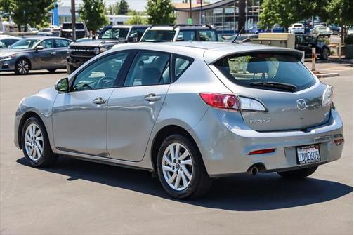2013 Mazda Mazda3 i Grand Touring