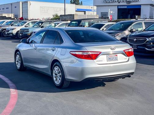 2016 Toyota Camry LE