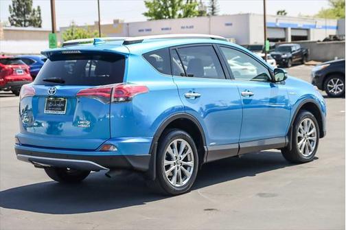 2017 Toyota RAV4 Hybrid Limited