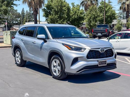 Celestial Silver Metallic 2023 Toyota Highlander L