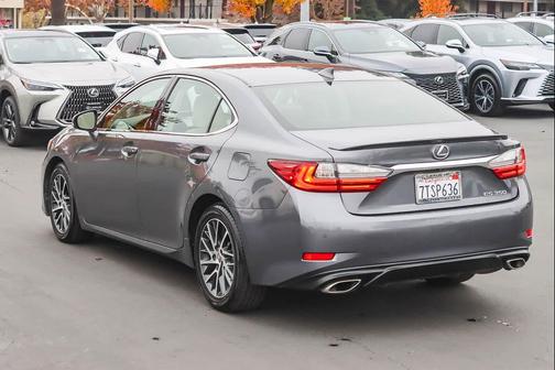 2016 Lexus ES 350 Base