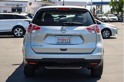 2015 Nissan Rogue S