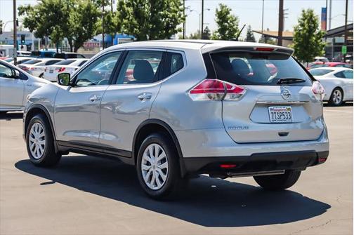 2015 Nissan Rogue S