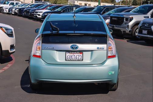 2012 Toyota Prius Plug-in Advanced
