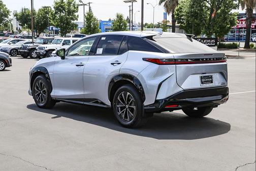 Iridium 2026 Lexus RZ 450e Premium