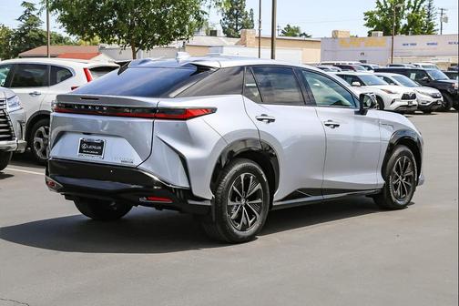 Iridium 2026 Lexus RZ 450e Premium