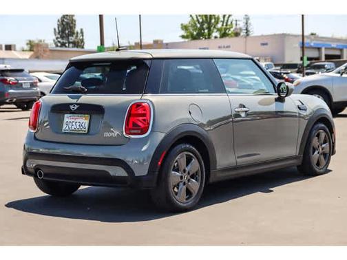 2023 MINI Hardtop Cooper