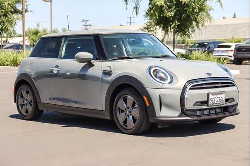 2023 MINI Hardtop Cooper