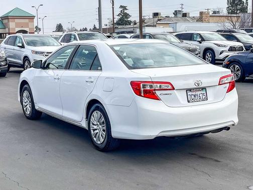 2013 Toyota Camry LE