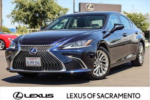 2019 Lexus ES 300h Luxury