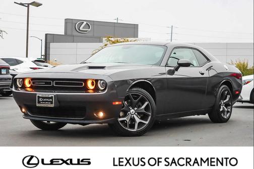 2018 Dodge Challenger SXT