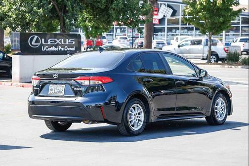 2022 Toyota Corolla Hybrid LE