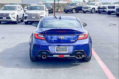 2024 Toyota GR86 Premium