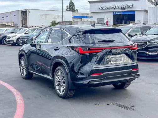 2026 Lexus NX 350h Luxury