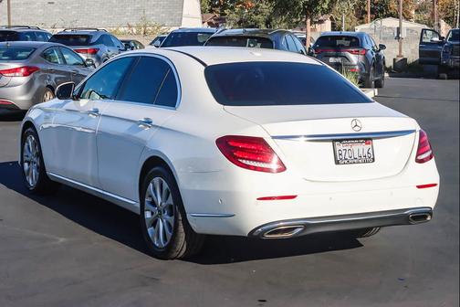 2018 Mercedes-Benz E-Class E 300