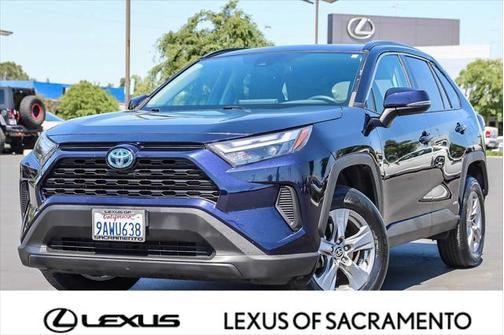 2022 Toyota RAV4 Hybrid XLE