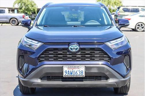 2022 Toyota RAV4 Hybrid XLE
