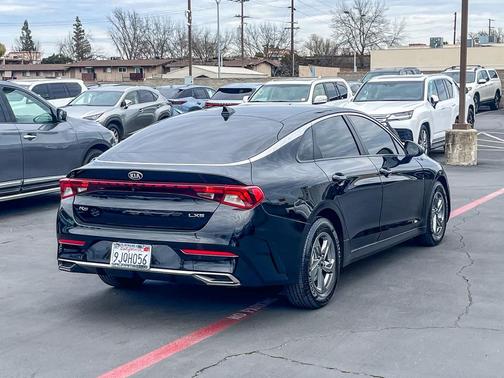 2021 Kia K5 LXS