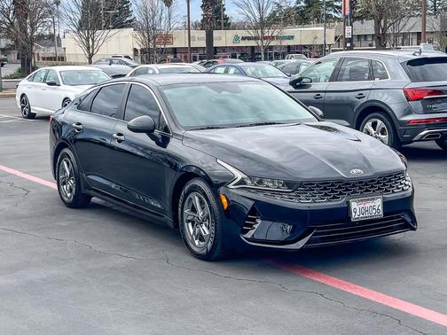 2021 Kia K5 LXS