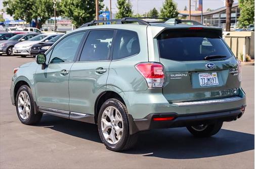 2017 Subaru Forester 2.5i Touring