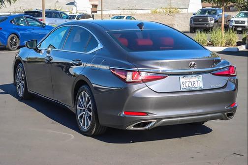 2022 Lexus ES 350 Base
