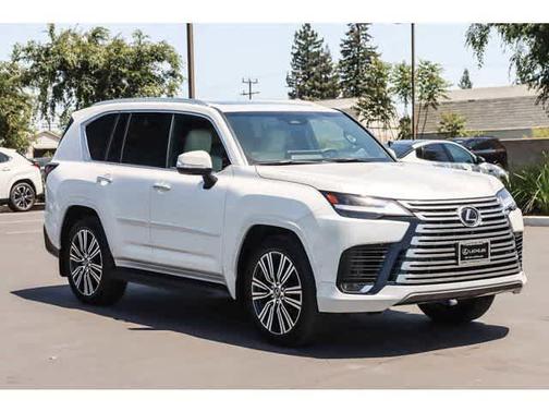 2025 Lexus LX 700h Luxury