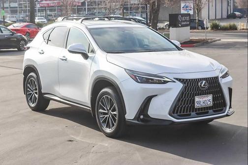 2025 Lexus NX 350h Premium