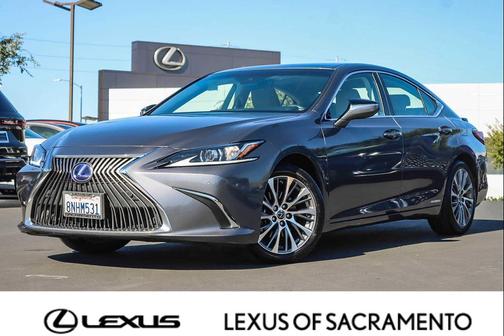 2019 Lexus ES 300h Base