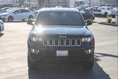 2017 Jeep Grand Cherokee Laredo
