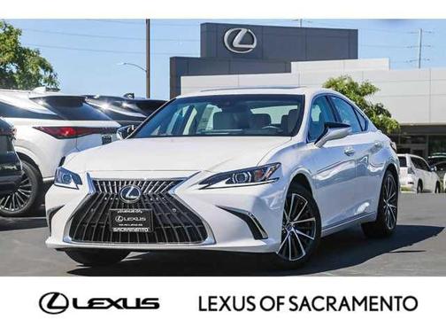 2025 Lexus ES 300h Base