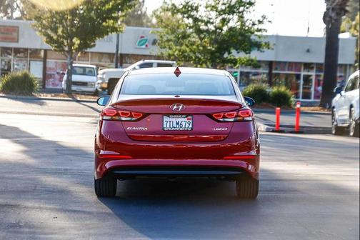2017 Hyundai ELANTRA Limited