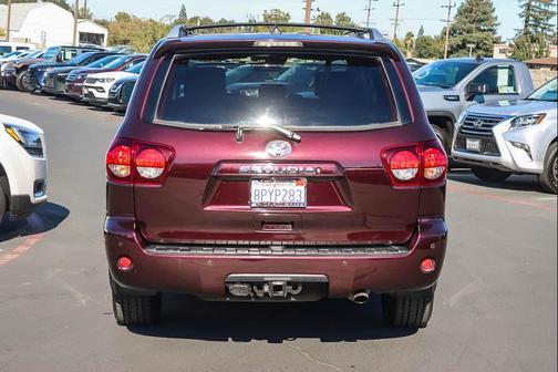 2019 Toyota Sequoia SR5